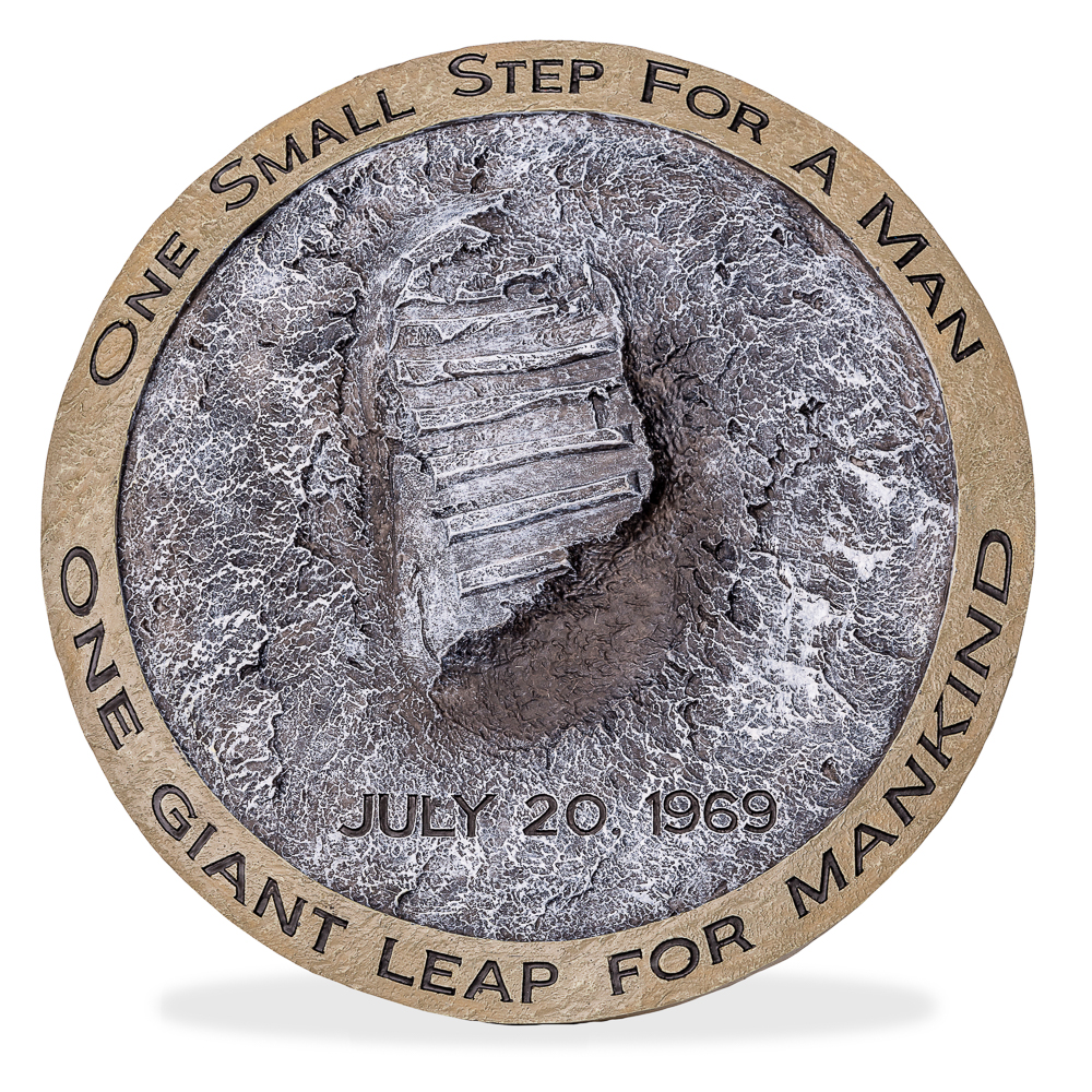 Footprint Wall Plaque,50TH ANNIVERSARY,09/SR01 IMP